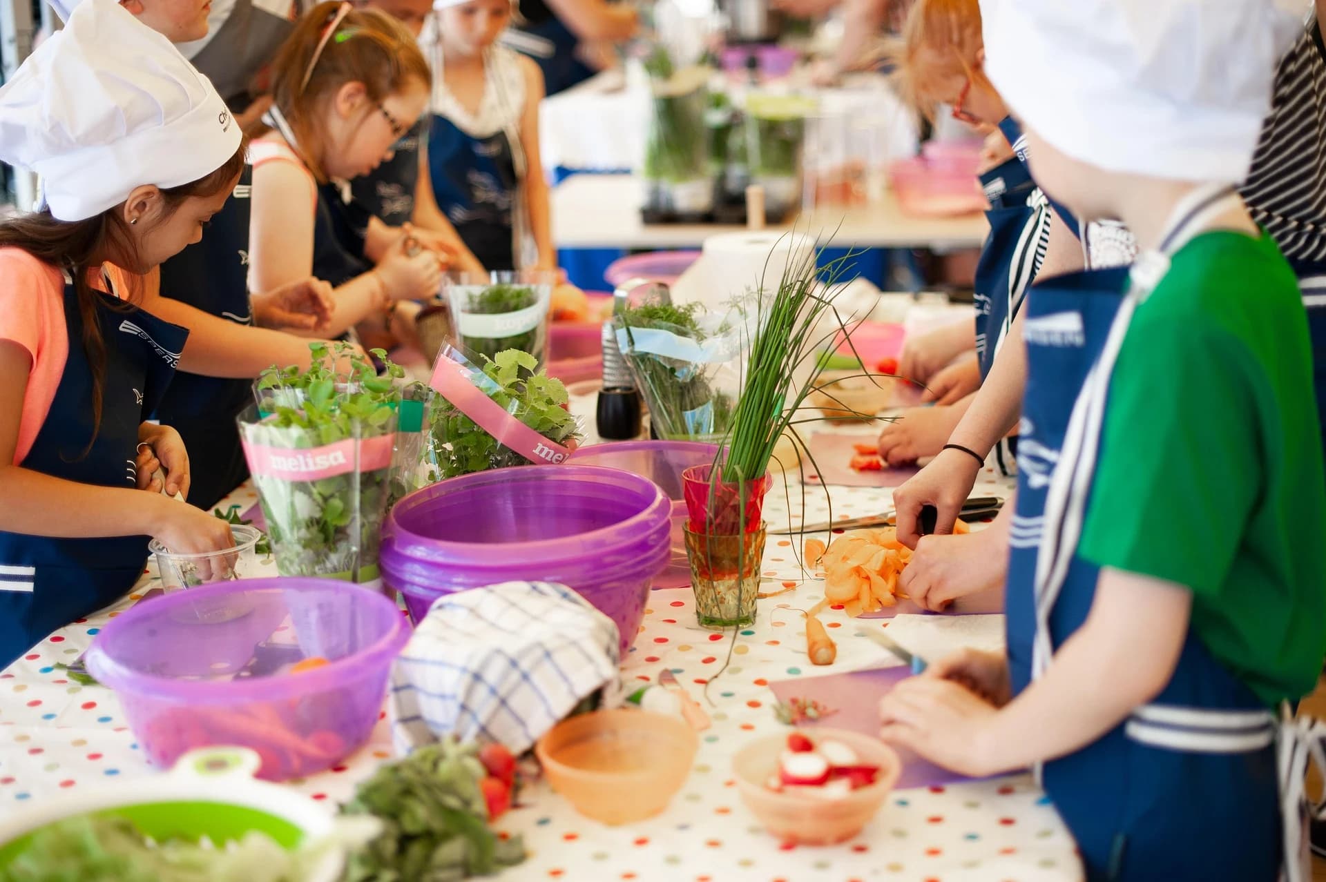 Talleres creativos y manualidades para niños en Granada